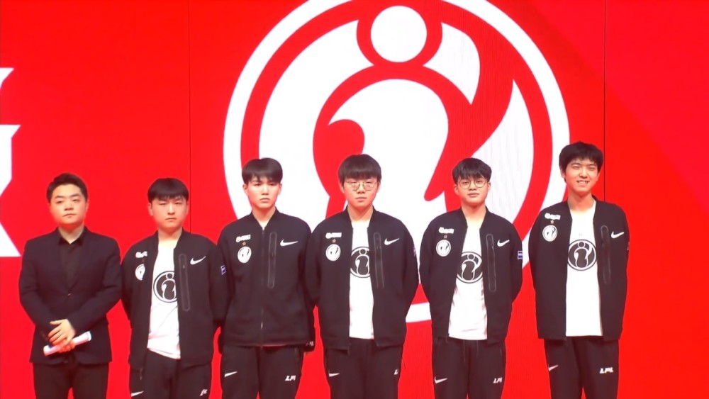 自己的表现 自己的表现