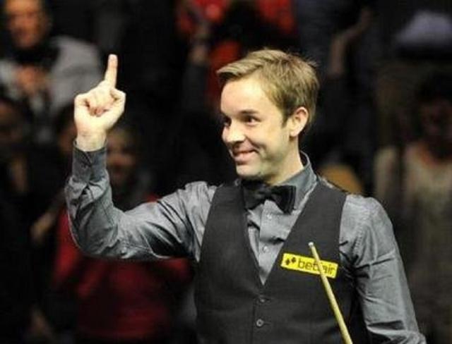 容随着球员 容随着球员